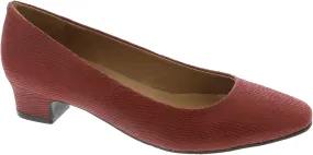 ARRAY Women's Cora Low Heel Leather Pump