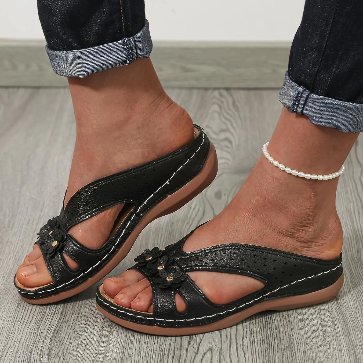 Orthopedic Sandals for Women Summer Wedge Platform Sandals with Arch Support Flower Faux Leather Wedge Heel Anti Slip Sandals